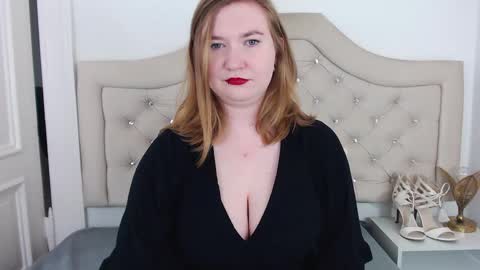 Snapshot of laraflirt chatting on 12, 3, 2025 LaraFlirt online show from 12, 3, 2025