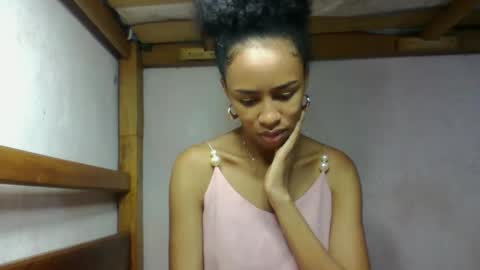 larah98 online show from 11, 2, 2026