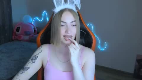 LaraKrein lk online show from 9, 3, 2026