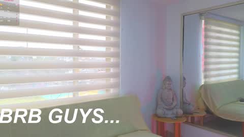 Lara  online show from 4, 3, 2025