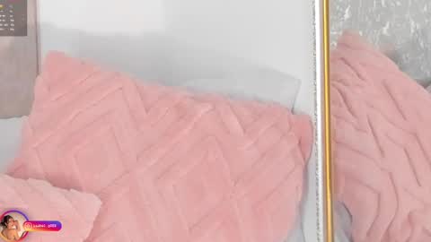 Lara  online show from 18, 9, 2025