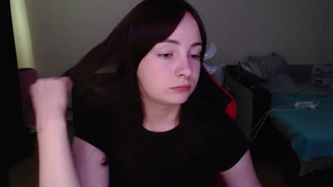 Snapshot of laralianna chatting on 2, 7, 2026 Laralianna online show from 2, 7, 2026