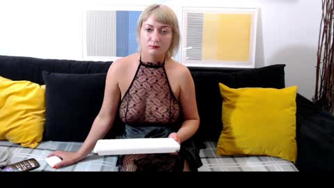 lara online show from 6, 4, 2026