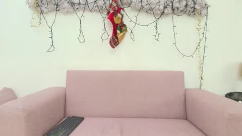 Lara Murphy online show from 18, 12, 2025