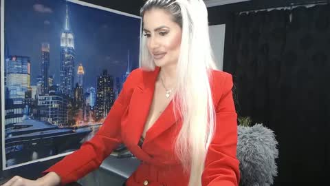 laras_moans online show from 26, 12, 2024