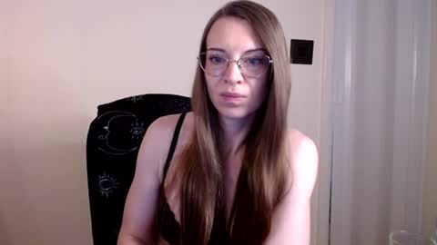 Snapshot of larawintersxxx chatting on 22, 6, 2026 larawintersxxx online show from 22, 6, 2026