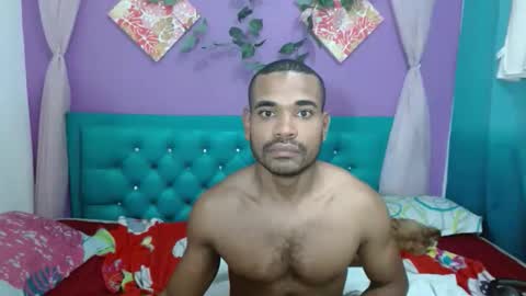 Snapshot of larenz_tate chatting on 11, 5, 2026 larenz_tate online show from 11, 5, 2026