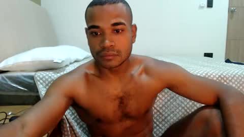 Snapshot of larenz_tate chatting on 26, 5, 2026 larenz_tate online show from 26, 5, 2026