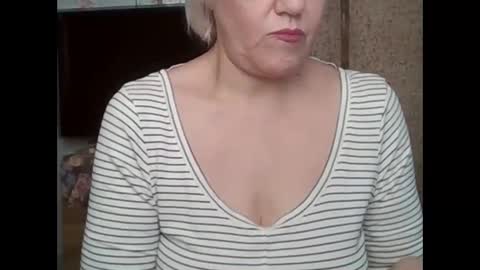 larisaq4ugo24 online show from 24, 9, 2025