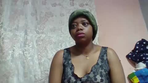 Snapshot of larissa645771 chatting on 6, 5, 2026 larissa645771 online show from 6, 5, 2026