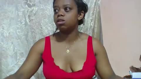 Snapshot of larissa645771 chatting on 17, 5, 2026 larissa645771 online show from 17, 5, 2026