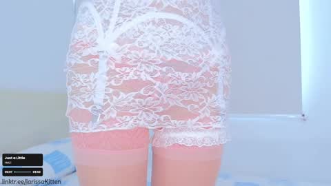 Larissa  online show from 12, 1, 2025