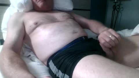 Snapshot of larryj007 chatting on 12, 6, 2026 larryj007 online show from 12, 6, 2026