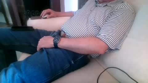 Snapshot of larryj007 chatting on 16, 7, 2026 larryj007 online show from 16, 7, 2026