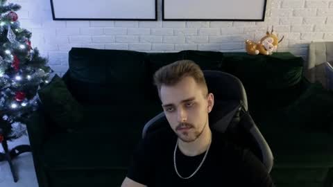 Snapshot of larstar01 chatting on 8, 12, 2024 Lars online show from 8, 12, 2024