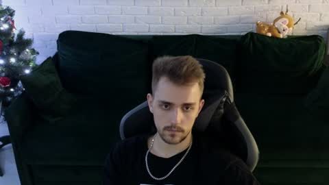 Snapshot of larstar01 chatting on 11, 12, 2024 Lars online show from 11, 12, 2024