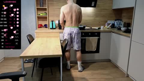 Snapshot of larstar01 chatting on 4, 2, 2025 Lars online show from 4, 2, 2025