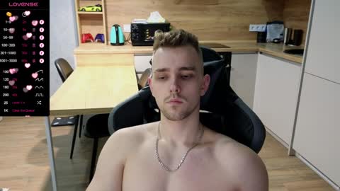 Snapshot of larstar01 chatting on 4, 2, 2025 Lars online show from 4, 2, 2025