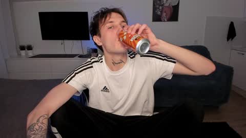 Snapshot of lastnight4you chatting on 18, 12, 2024 acie online show from 18, 12, 2024