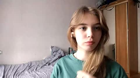 Snapshot of lateshastarnaud chatting on 7, 6, 2026 Linet online show from 7, 6, 2026