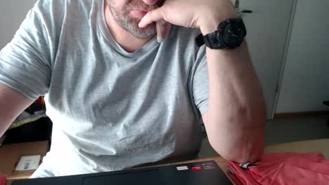 Snapshot of latexloverch71 chatting on 6, 4, 2026 Andreas Latexlover online show from 6, 4, 2026