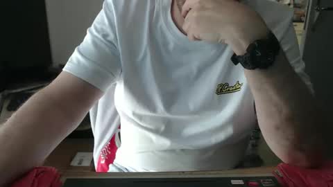 Snapshot of latexloverch71 chatting on 17, 4, 2026 Andreas Latexlover online show from 17, 4, 2026