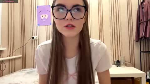Mia online show from 21, 7, 2026