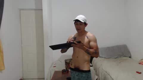 Snapshot of latin_bby chatting on 20, 5, 2026 carlos online show from 20, 5, 2026