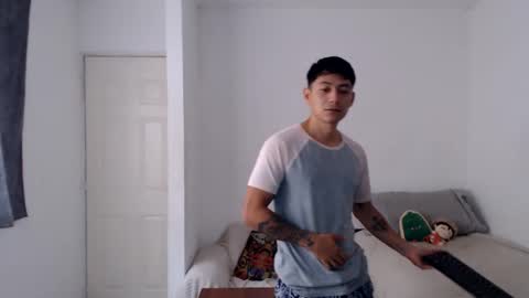Snapshot of latin_bby chatting on 9, 6, 2026 carlos online show from 9, 6, 2026