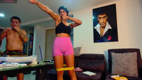 Snapshot of latin_couple77 chatting on 22, 1, 2025 Sara y Andy online show from 22, 1, 2025