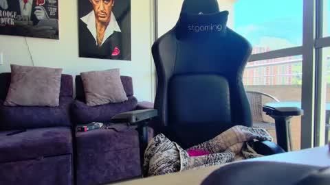 Snapshot of latin_couple77 chatting on 29, 7, 2026 Sara y Andy online show from 29, 7, 2026