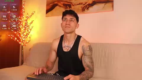 latin_green_eyes_ online show from 10, 7, 2026