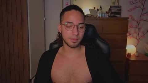 Snapshot of latin_luxury_i chatting on 5, 2, 2026 Free OF online show from 5, 2, 2026