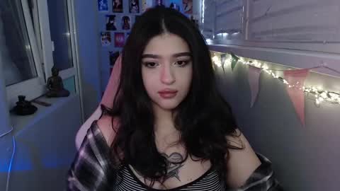 miiiiiiaaaa online show from 25, 2, 2025