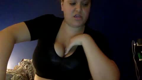 latinagoddess_isa online show from 23, 9, 2025