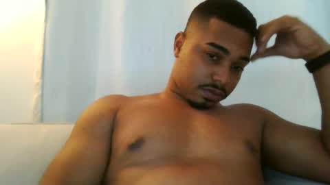 Snapshot of latinbbc_00 chatting on 20, 2, 2025 latinbbc_00 online show from 20, 2, 2025