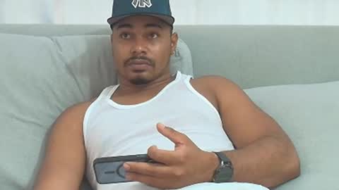 Snapshot of latinbbc_00 chatting on 27, 2, 2025 latinbbc_00 online show from 27, 2, 2025