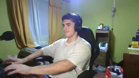 Snapshot of latinn_babe chatting on 14, 2, 2025 latinn_babe online show from 14, 2, 2025