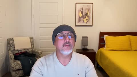 QS - INDEPENDENT MODEL online show from 13, 11, 2025