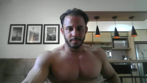 latino_rodri online show from 15, 6, 2026