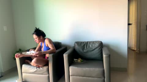 latino_rodri online show from 30, 7, 2026