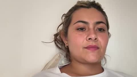 MiaBelle online show from 3, 12, 2025