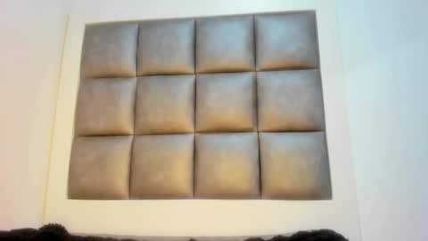 laura__js_ online show from 17, 10, 2025