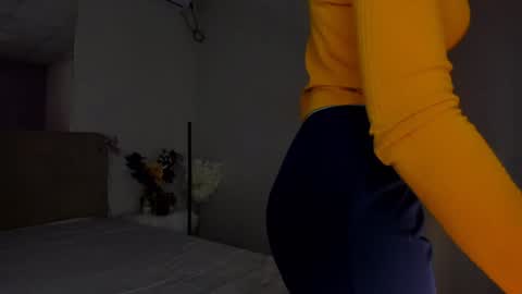 Laura online show from 7, 1, 2025