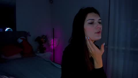 Laura online show from 17, 1, 2025