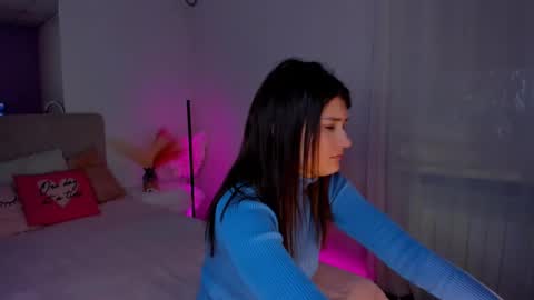 Laura online show from 9, 2, 2025