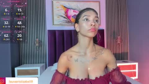 Laura online show from 30, 1, 2025