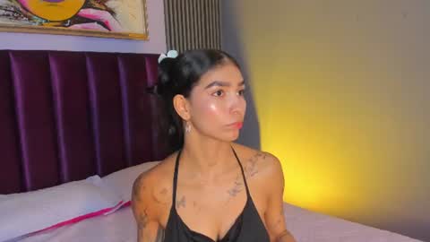 Snapshot of laura_aristizabal_19 chatting on 14, 6, 2026 Laura online show from 14, 6, 2026