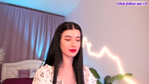 Laura online show from 10, 4, 2026