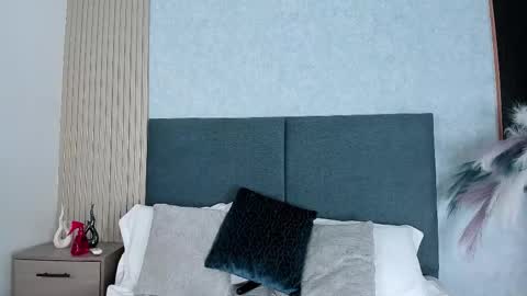 Snapshot of laura_ivy chatting on 5, 1, 2026 LauraIvy online show from 5, 1, 2026